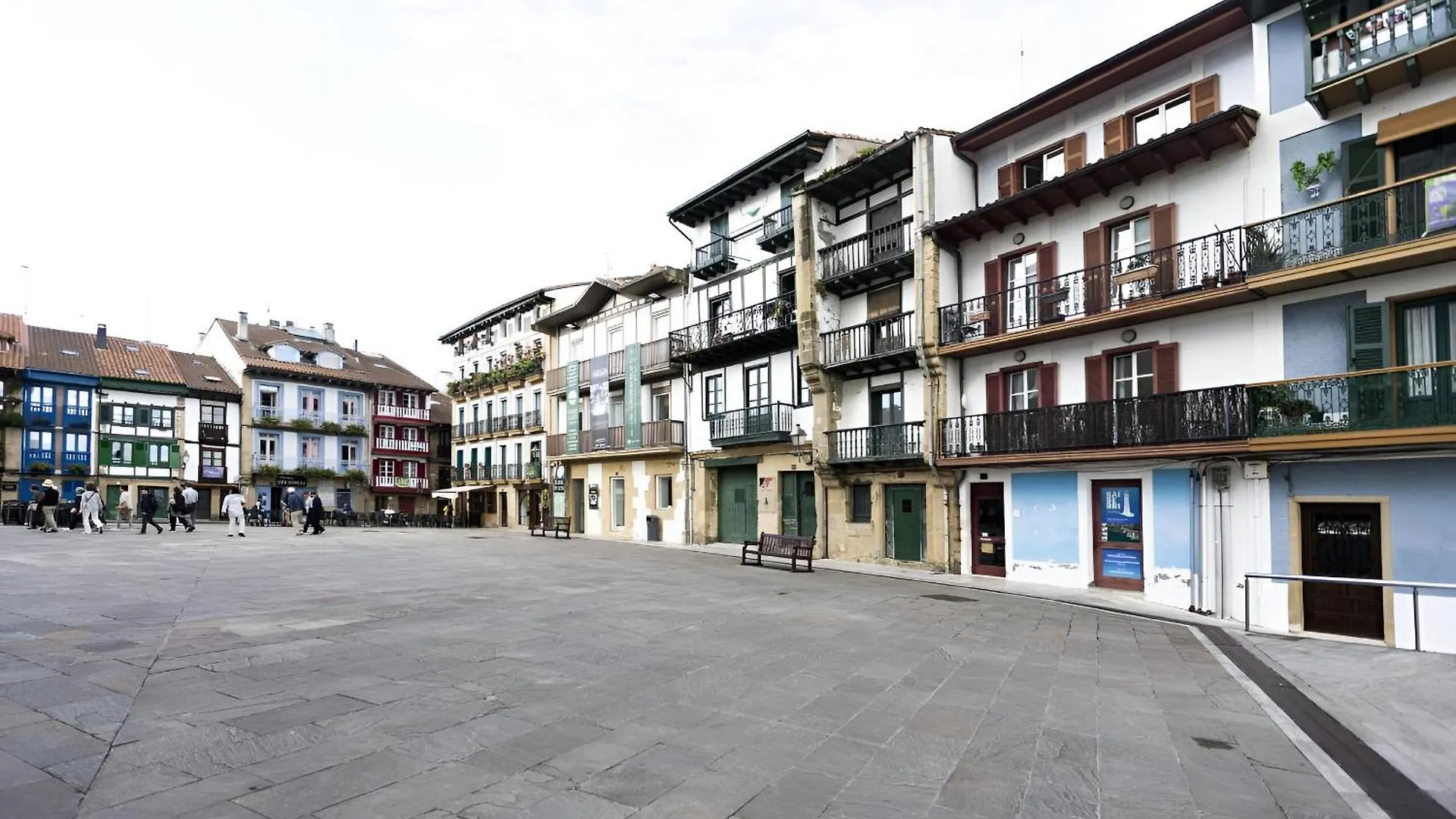 Arma Plaza By Basquelidays Apartamento Hondarribia Espanha